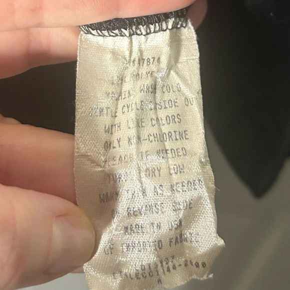 Diane Von Furstenberg black velvet vibes 3/4 length sleeve top. Size Medium - Picture 6 of 6